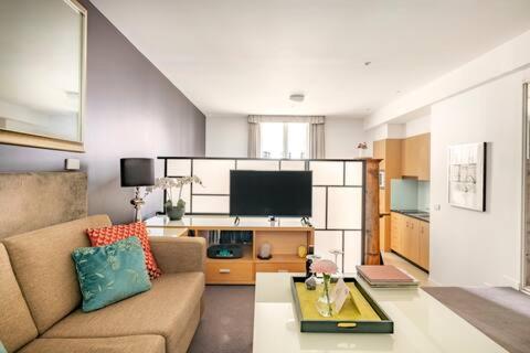 Roma studio apartment in Collins Street Melbourne Esterno foto